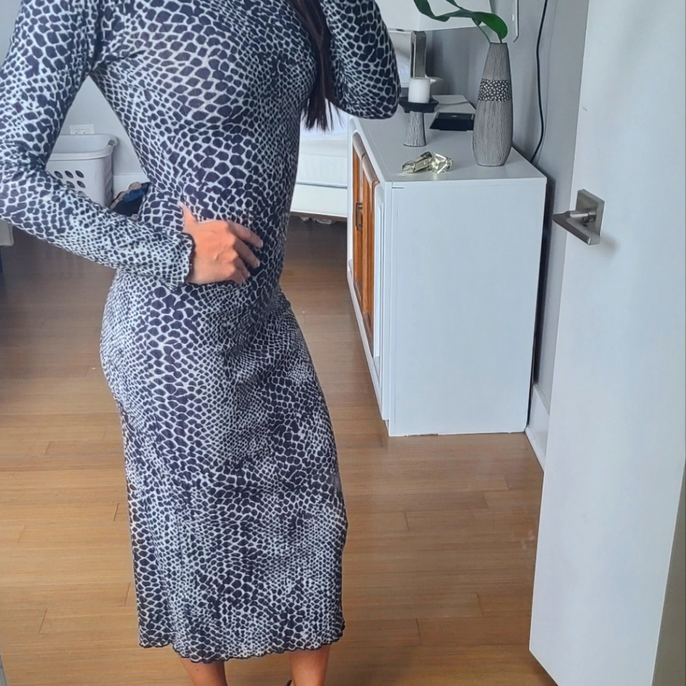 Dress size S
